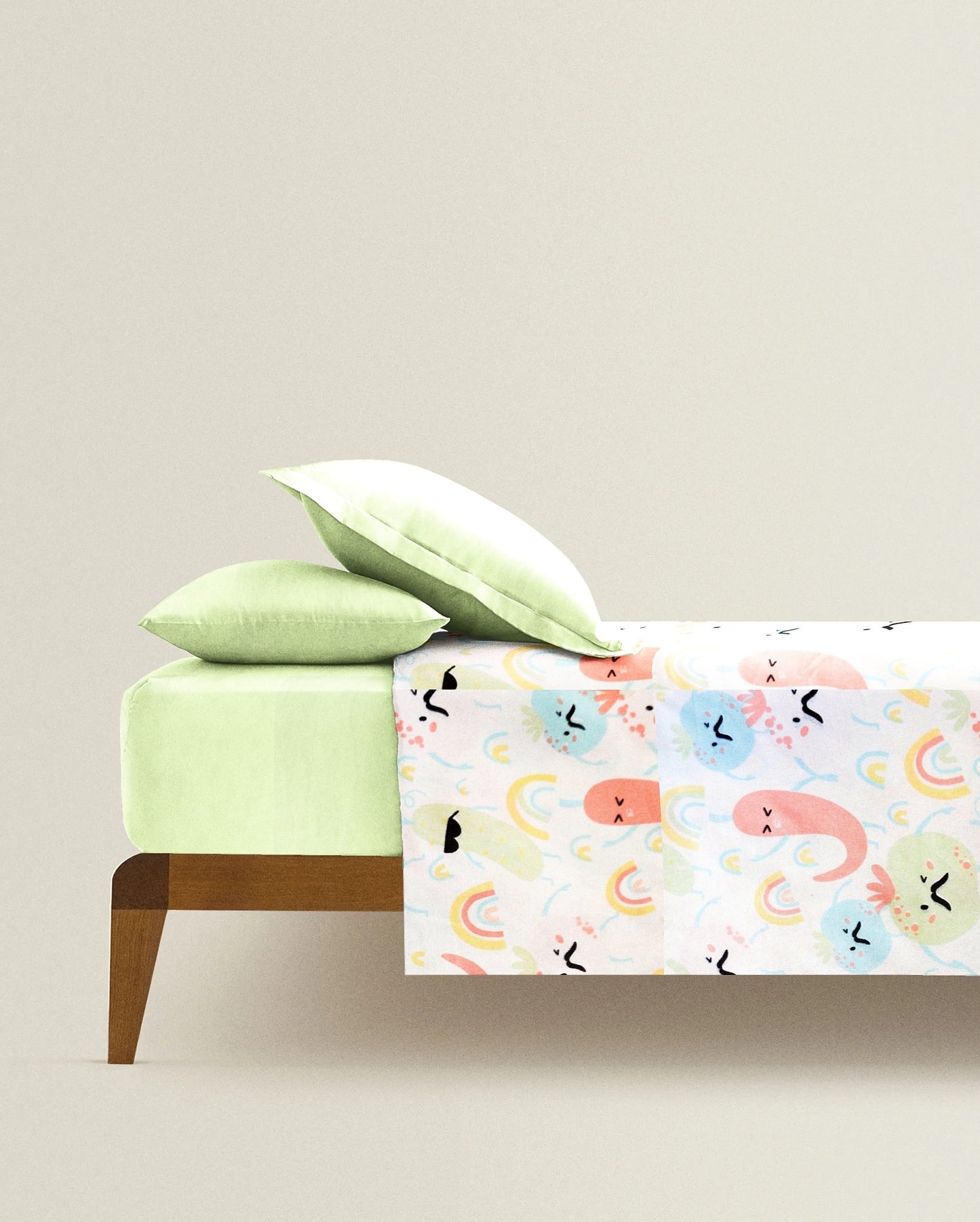 'Rainbow Vegetables' Organic Junior Bedcover