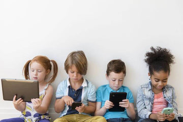 Screen time and your kid : What you should know as parents