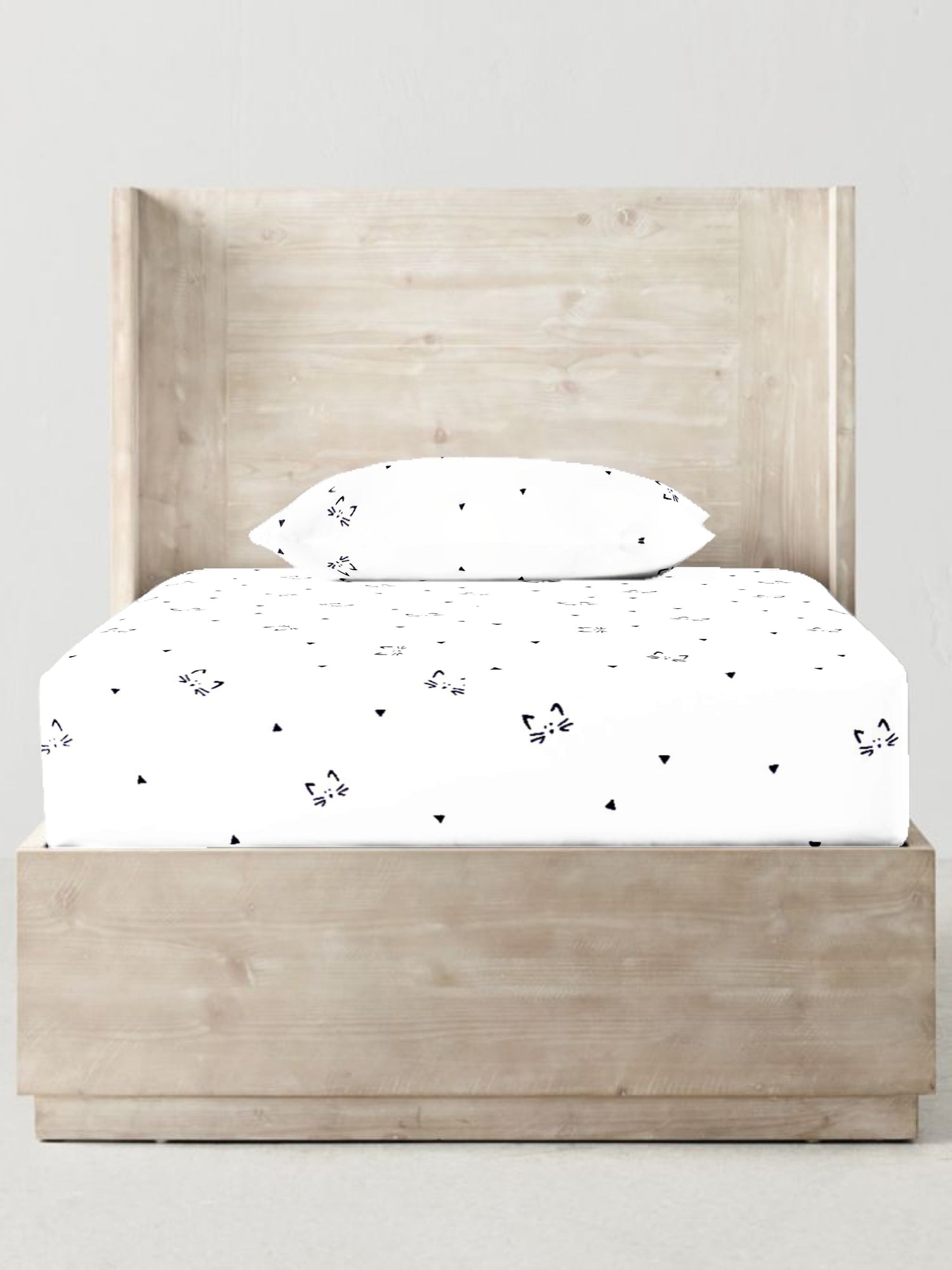 Black cats organic Single fitted sheet