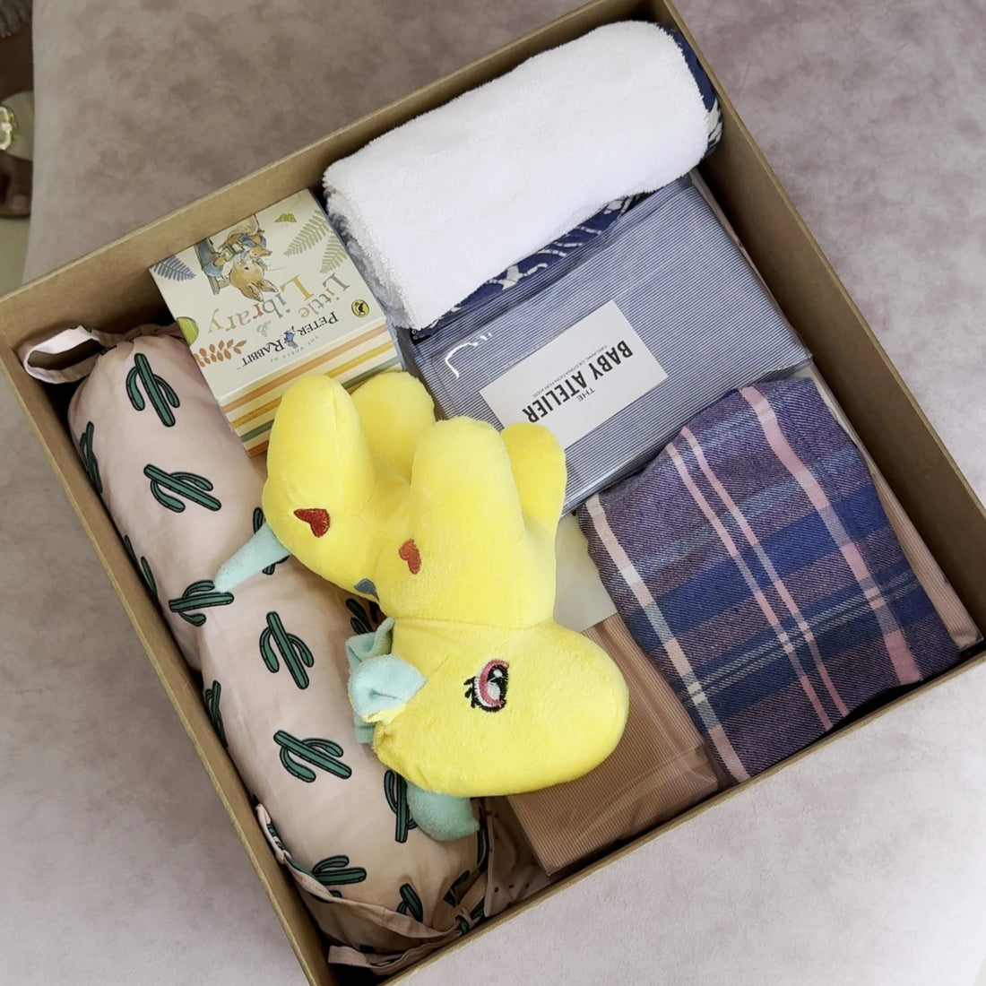 Luxury Baby Gift Box (newborn - 2y)